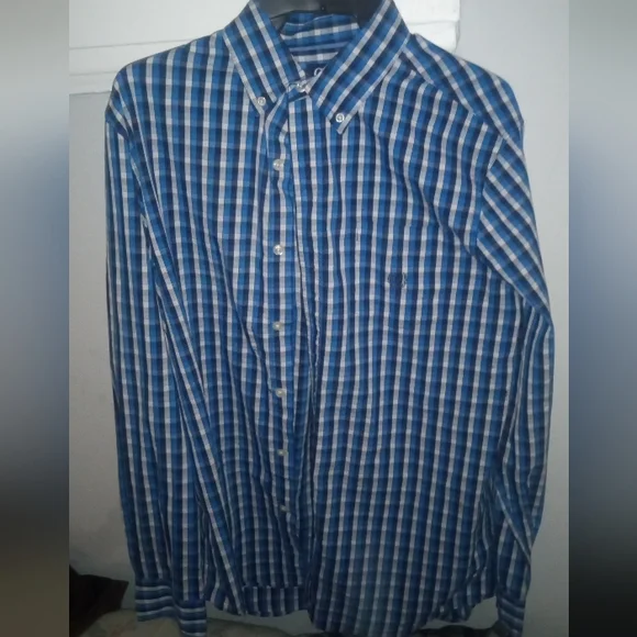 Chaps button up shirt - Picture 2 of 2